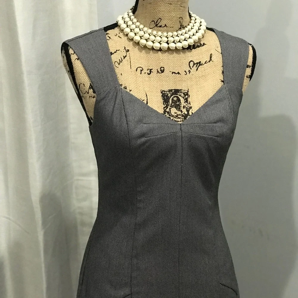 Express Design Studio sheath dress - Picture 2 of 8